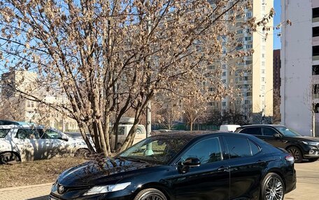 Toyota Camry, 2018 год, 3 400 000 рублей, 17 фотография