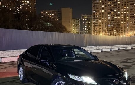 Toyota Camry, 2018 год, 3 400 000 рублей, 18 фотография