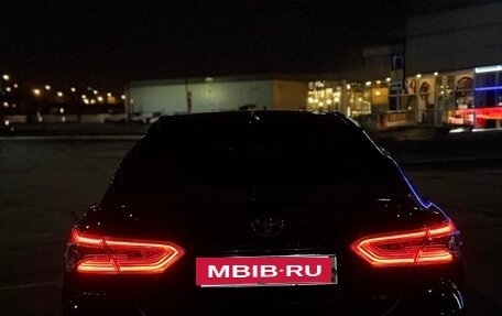 Toyota Camry, 2018 год, 3 400 000 рублей, 19 фотография