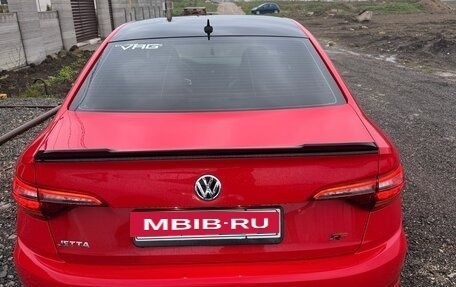 Volkswagen Jetta VII, 2018 год, 1 610 000 рублей, 6 фотография