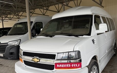 Chevrolet Express II, 2009 год, 3 000 000 рублей, 3 фотография