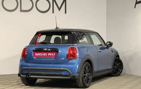 MINI Hatch, 2021 год, 3 300 000 рублей, 2 фотография