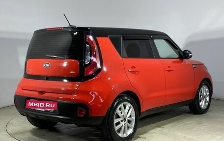 KIA Soul II рестайлинг, 2018 год, 1 450 000 рублей, 9 фотография