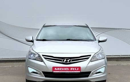 Hyundai Solaris II рестайлинг, 2015 год, 980 000 рублей, 2 фотография