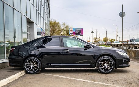 Toyota Camry, 2015 год, 2 098 000 рублей, 8 фотография