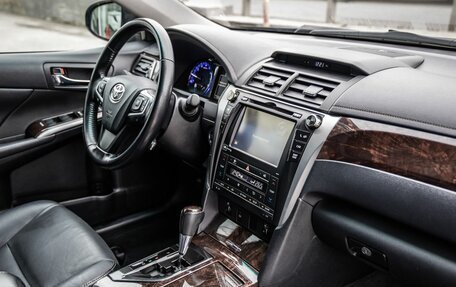 Toyota Camry, 2015 год, 2 098 000 рублей, 35 фотография