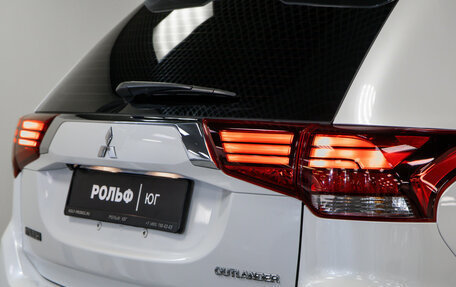 Mitsubishi Outlander III рестайлинг 3, 2022 год, 2 548 000 рублей, 18 фотография