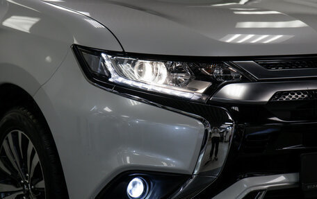 Mitsubishi Outlander III рестайлинг 3, 2022 год, 2 548 000 рублей, 16 фотография