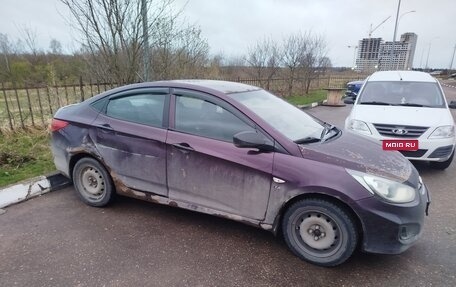 Hyundai Solaris II рестайлинг, 2013 год, 350 000 рублей, 1 фотография