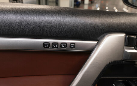 Toyota Land Cruiser 200, 2021 год, 8 000 000 рублей, 17 фотография