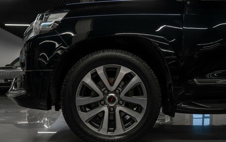 Toyota Land Cruiser 200, 2021 год, 8 000 000 рублей, 24 фотография