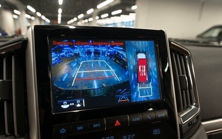 Toyota Land Cruiser 200, 2021 год, 8 000 000 рублей, 21 фотография