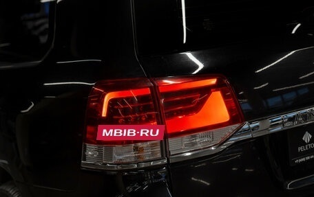 Toyota Land Cruiser 200, 2021 год, 8 000 000 рублей, 26 фотография
