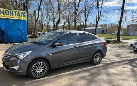 Hyundai Solaris II рестайлинг, 2015 год, 1 080 000 рублей, 2 фотография