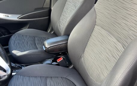 Hyundai Solaris II рестайлинг, 2015 год, 1 080 000 рублей, 8 фотография