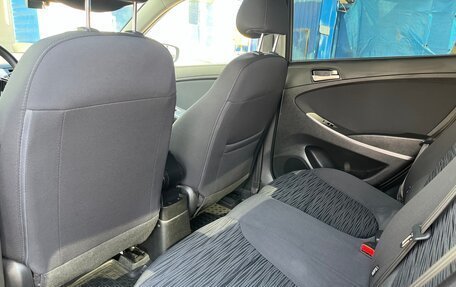 Hyundai Solaris II рестайлинг, 2015 год, 1 080 000 рублей, 11 фотография