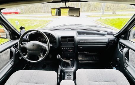 ГАЗ 3110 «Волга», 2002 год, 365 000 рублей, 9 фотография