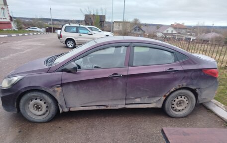 Hyundai Solaris II рестайлинг, 2013 год, 350 000 рублей, 5 фотография