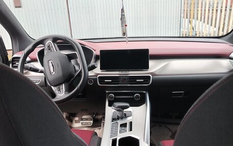 Geely Coolray I, 2023 год, 1 900 000 рублей, 5 фотография