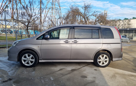 Toyota ISis I, 2010 год, 980 000 рублей, 8 фотография