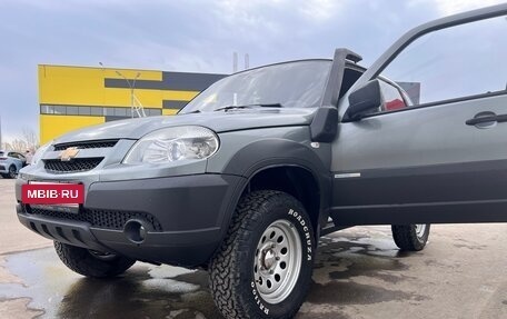 Chevrolet Niva I рестайлинг, 2012 год, 590 000 рублей, 4 фотография