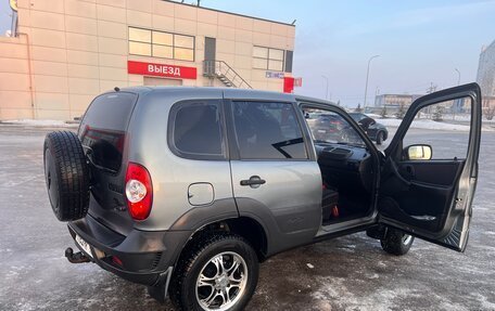 Chevrolet Niva I рестайлинг, 2012 год, 590 000 рублей, 27 фотография