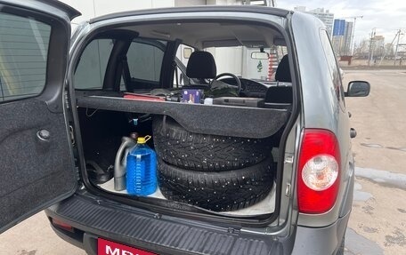 Chevrolet Niva I рестайлинг, 2012 год, 590 000 рублей, 28 фотография