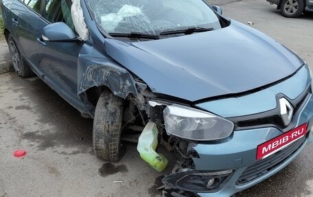 Renault Fluence I, 2014 год, 380 000 рублей, 2 фотография