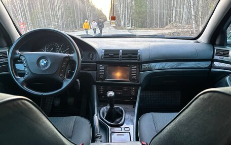 BMW 5 серия, 2002 год, 900 000 рублей, 18 фотография