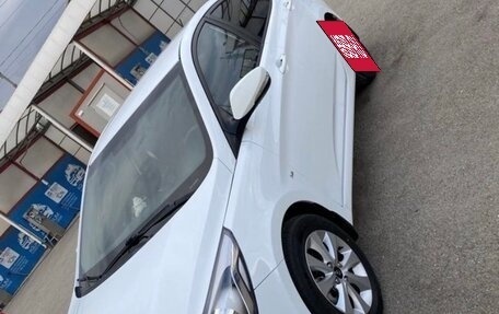 Hyundai Solaris II рестайлинг, 2016 год, 1 200 000 рублей, 5 фотография