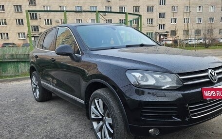 Volkswagen Touareg III, 2011 год, 1 300 000 рублей, 5 фотография