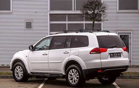 Mitsubishi Pajero Sport II рестайлинг, 2013 год, 1 555 000 рублей, 4 фотография