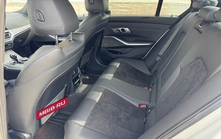 BMW 3 серия, 2021 год, 5 000 000 рублей, 19 фотография