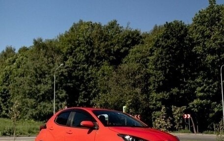 Toyota Yaris, 2020 год, 1 600 000 рублей, 1 фотография