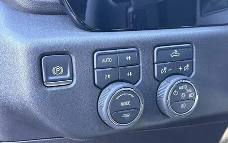 Chevrolet Silverado, 2026 год, 7 274 000 рублей, 15 фотография