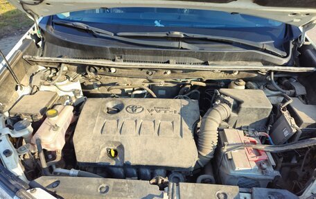 Toyota RAV4, 2014 год, 1 710 000 рублей, 8 фотография