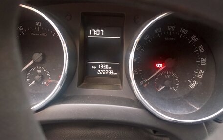 Skoda Yeti I рестайлинг, 2012 год, 700 000 рублей, 2 фотография