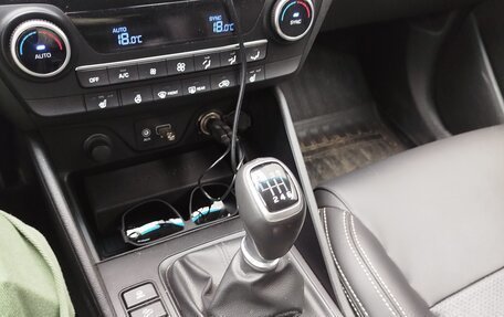 Hyundai Tucson III, 2019 год, 2 000 000 рублей, 6 фотография