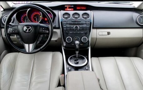 Mazda CX-7 I рестайлинг, 2011 год, 650 000 рублей, 18 фотография