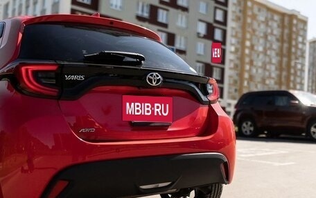 Toyota Yaris, 2020 год, 1 600 000 рублей, 2 фотография