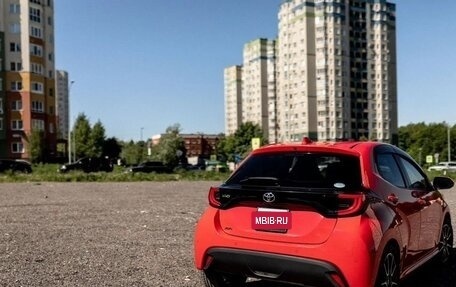 Toyota Yaris, 2020 год, 1 600 000 рублей, 17 фотография