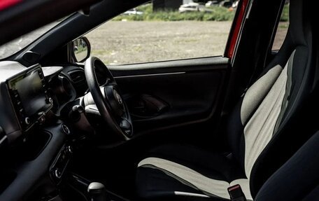 Toyota Yaris, 2020 год, 1 600 000 рублей, 30 фотография