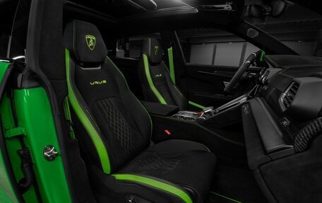 Lamborghini Urus I, 2023 год, 33 500 000 рублей, 30 фотография