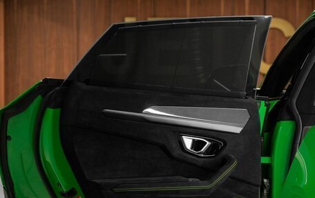 Lamborghini Urus I, 2023 год, 33 500 000 рублей, 33 фотография