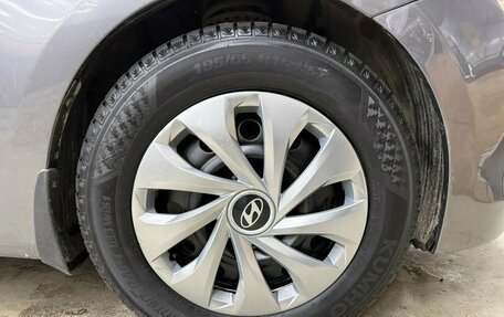 Hyundai Solaris II рестайлинг, 2015 год, 842 540 рублей, 4 фотография