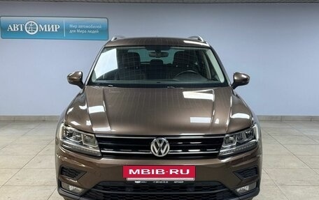 Volkswagen Tiguan II, 2018 год, 2 299 000 рублей, 2 фотография