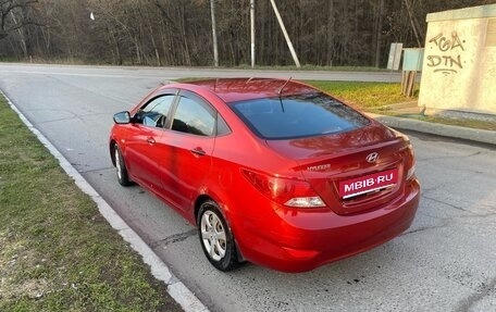 Hyundai Solaris II рестайлинг, 2012 год, 580 000 рублей, 1 фотография