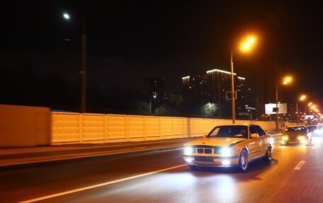 BMW 5 серия, 1989 год, 699 999 рублей, 3 фотография