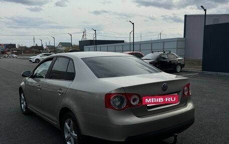 Volkswagen Jetta VI, 2008 год, 560 000 рублей, 3 фотография