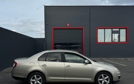 Volkswagen Jetta VI, 2008 год, 560 000 рублей, 5 фотография